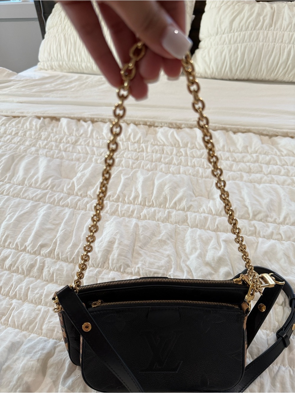 Louis Vuitton Multi-Pochette in Black/Leopard Leather Crossbody with Gold Chain - Picture 8 of 10
